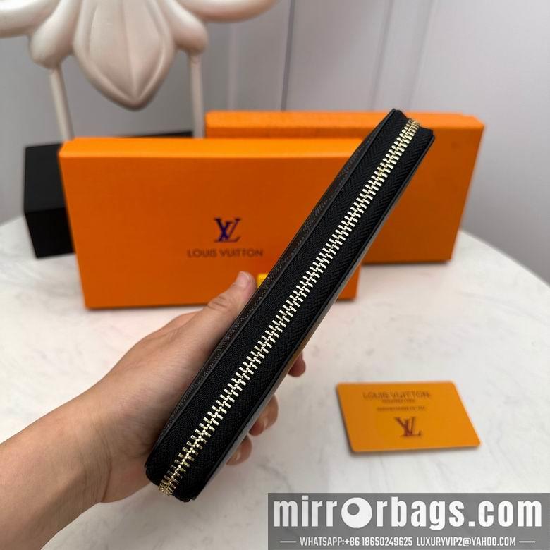 1:1 Louis Vuitton Bags 666081 19X10X2.5cm ZC