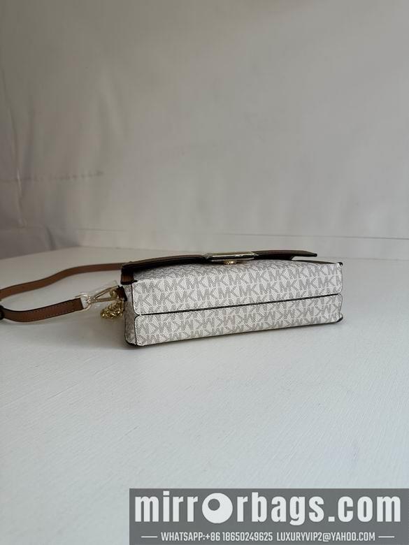Michael Kors Bags SONIA 26X16X7cm 090920 DY 4