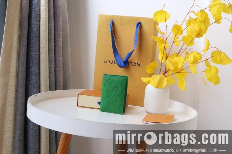 1:1 Louis Vuitton Bags M81540 8X11X1cm XM