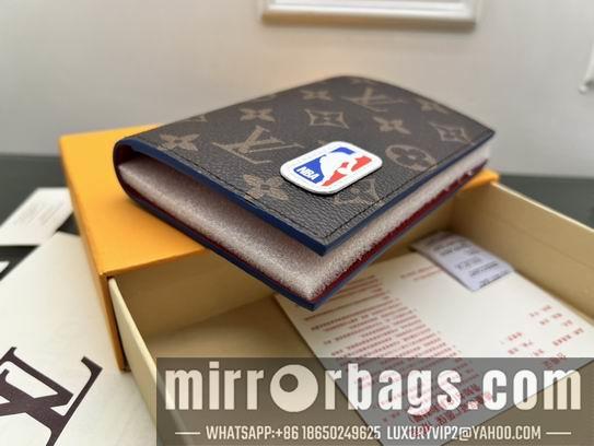 1:1 Louis Vuitton Bags M64502 10x14x2.5cm zy