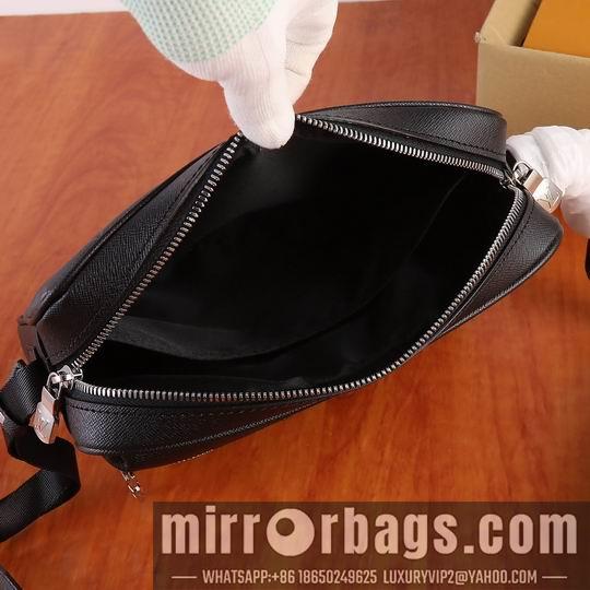1:1 Louis Vuitton Bags Outdoor M30233 26x20x10cm ww