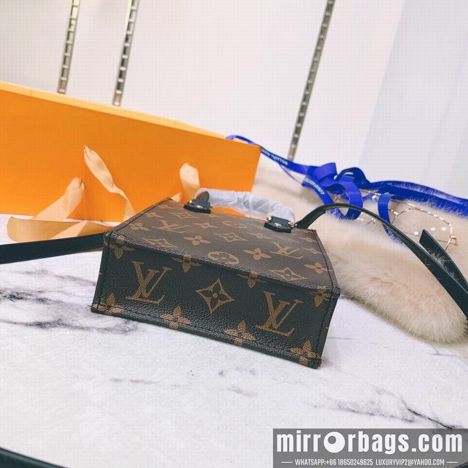 1:1 Louis Vuitton Bags Petit Sac Plat M69846 ss