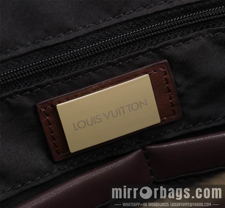 1:1 Louis Vuitton Bags 8321-1 39X30X8cm WP 2colour