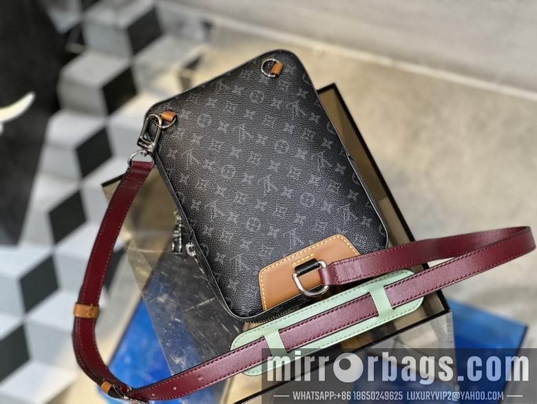 1:1 Louis Vuitton Bags M45439 17X21X6cm