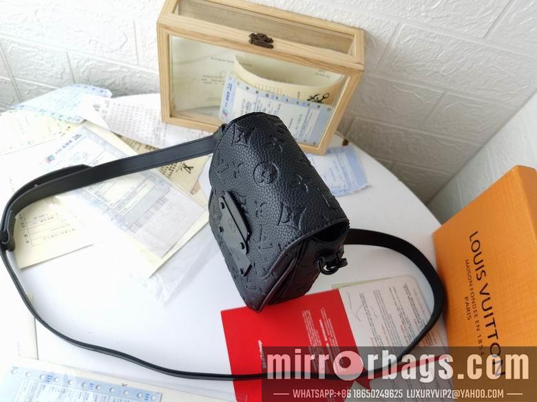 1:1 Louis Vuitton Bags M81522 12X19X7cm YG 4colour