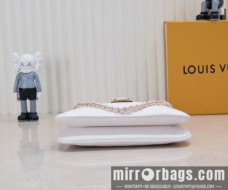 1:1 Louis Vuitton Bags M46659 29x19x9cm ss3