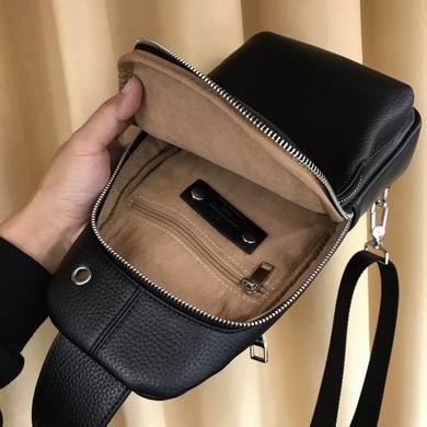 1:1 Louis Vuitton Bags 152-4 18X31X7cm XM