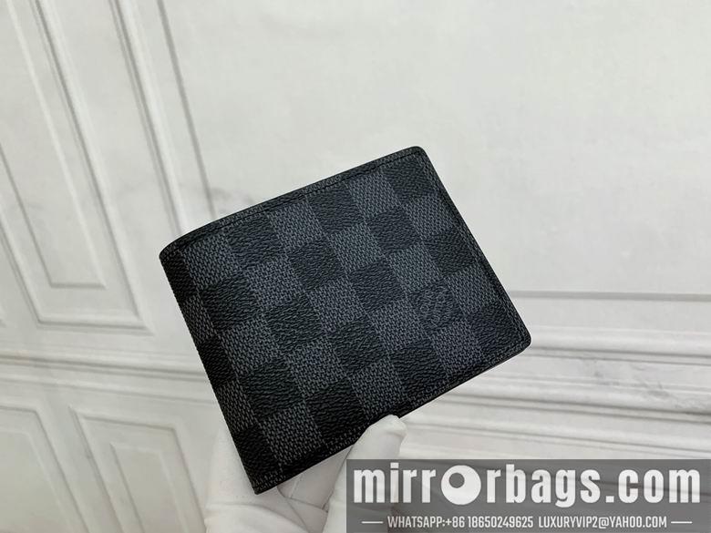 1:1 Louis Vuitton Bags 11X9cm 042221 YG 3