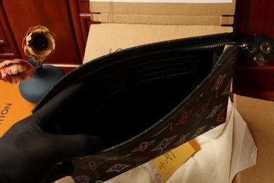 1:1 Louis Vuitton Bags M81803 27X21X3cm XM