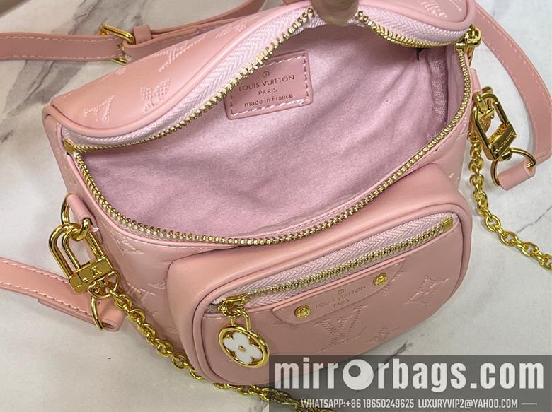 1:1 Louis Vuitton Bags Bumbag M82335 17x12x9.5cm ss