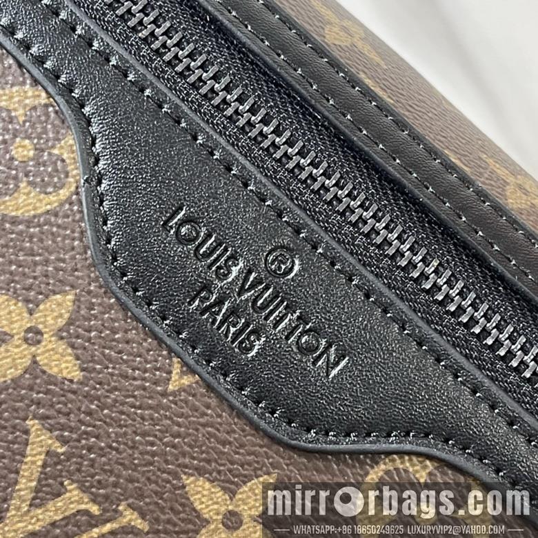 1:1 Louis Vuitton Bags Voyager M12517 33x22.5x11cm ss1