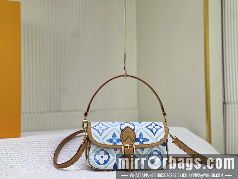 1:1 Louis Vuitton Bags Pool M83300 19x10.5x6cm ss1