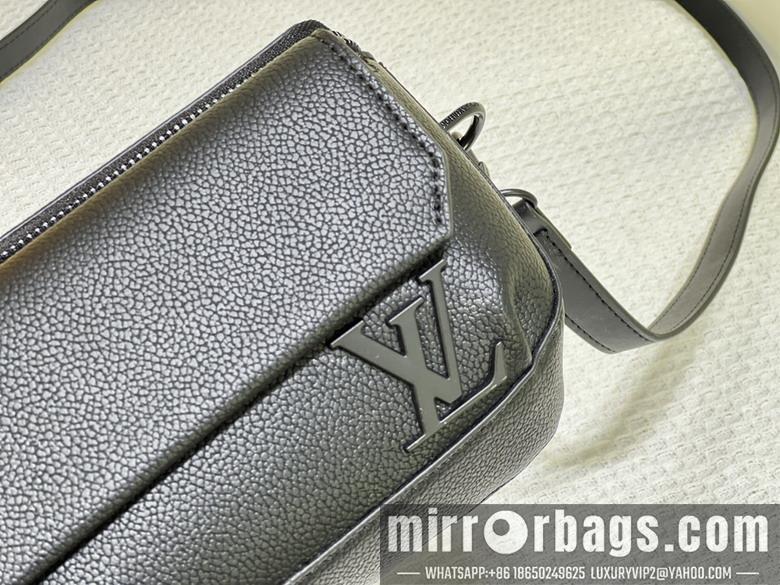 1:1 Louis Vuitton Bags Pilot M83563 20x12x5.5cm ss