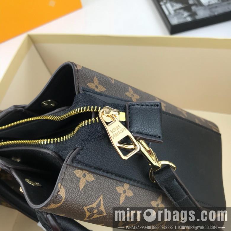 1:1 Louis Vuitton Bags 55339 30x23x13cm jj1