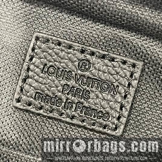 1:1 Louis Vuitton Bags Pilot M23778 39x29x6cm ss