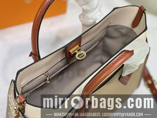 1:1 Louis Vuitton Bags On My Side M53824 30.5x24.5x14cm cs
