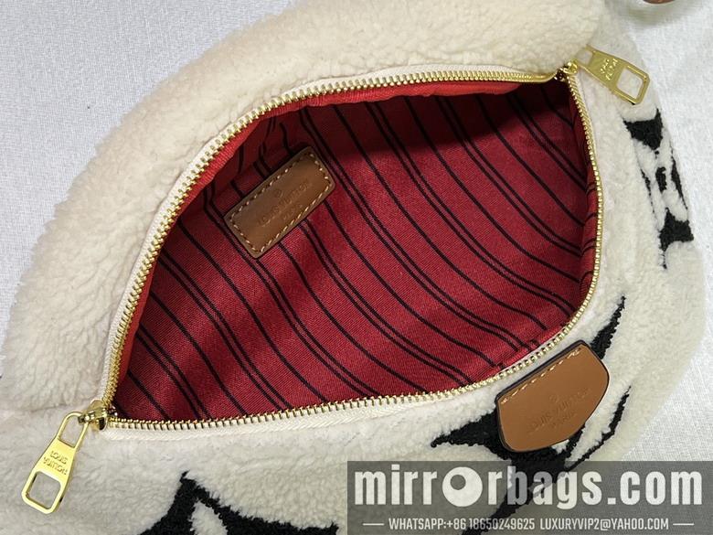1:1 Louis Vuitton Bags Bumbag M43644 37x14x13cm ss1