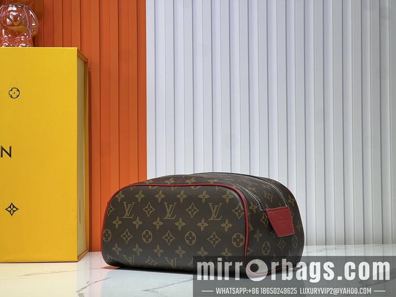 1:1 Louis Vuitton Bags Dopp Kit M11482 28x15x16.5cm ss2