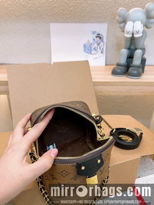 1:1 Louis Vuitton Bags 14X18cm 102503 DN