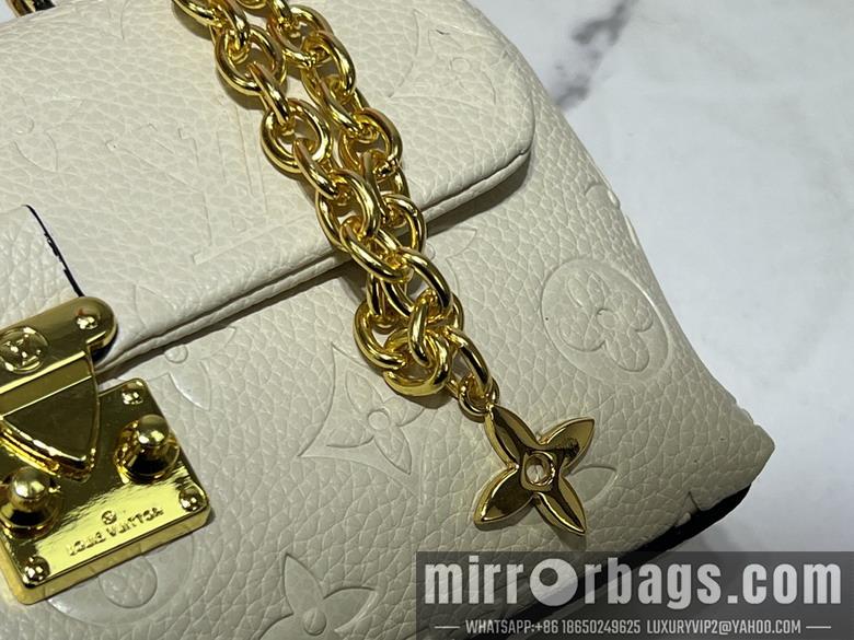 1:1 Louis Vuitton Bags M12211 19x11x6cm ss
