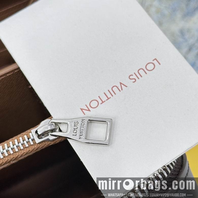 1:1 Louis Vuitton Bags M41503 22X12X4cm YG 7