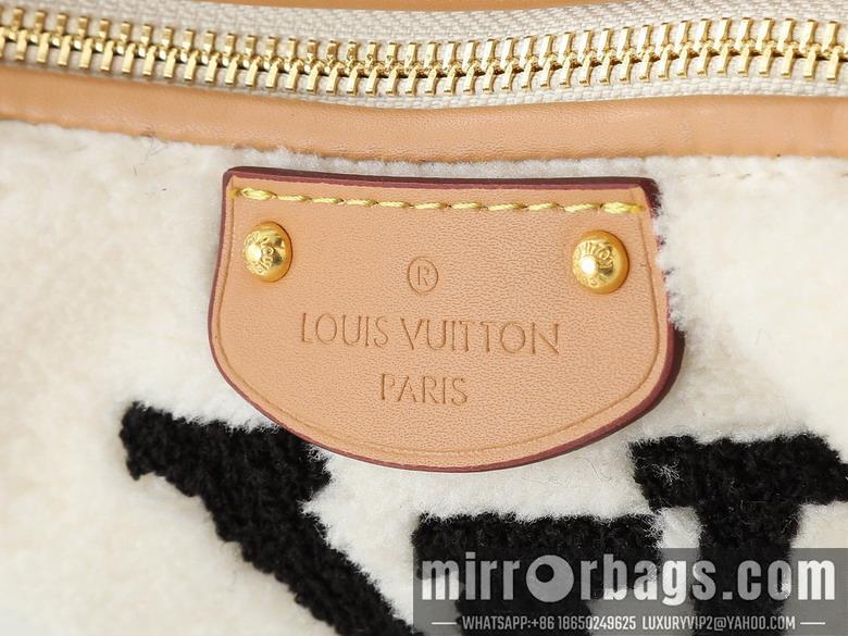 1:1 Louis Vuitton Bags Hills Pochette M11920 18.5x11x6.5cm ss1