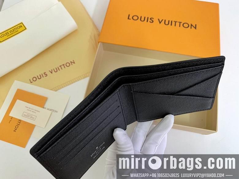 1:1 Louis Vuitton Bags 11X9cm 042221 YG 5