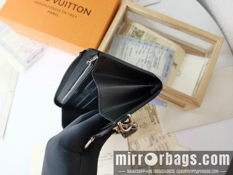 1:1 Louis Vuitton Bags M69037 19X11X3.5cm XMY 7