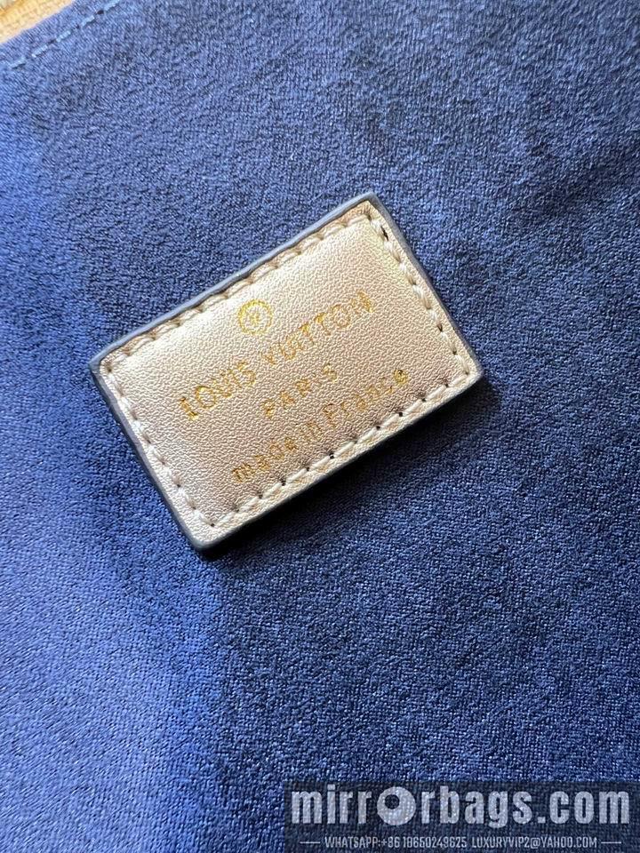 1:1 Louis Vuitton Bags Coussin M57790 S26x20x12cm cs