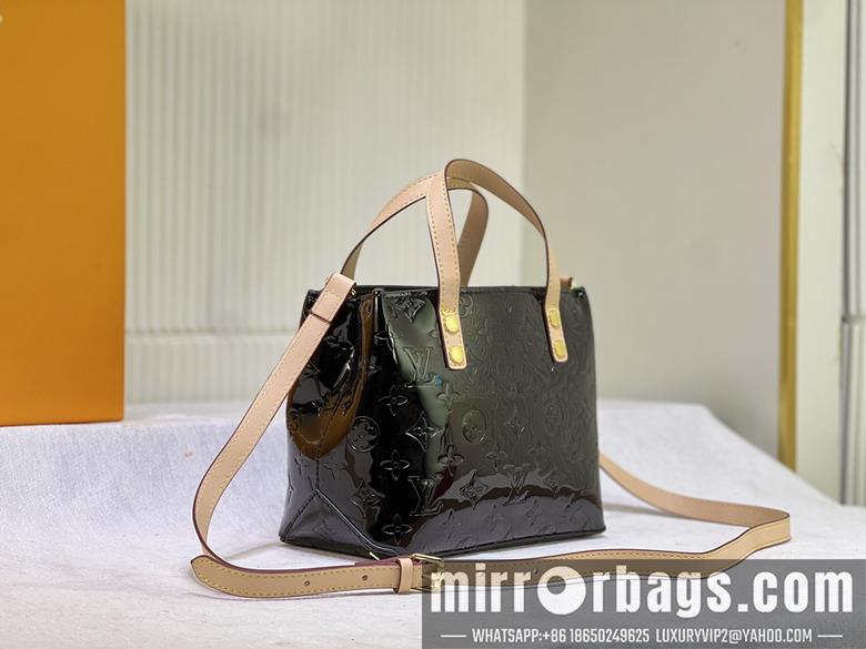 1:1 Louis Vuitton Bags Reade M24144 22x16.5x11cm ss1