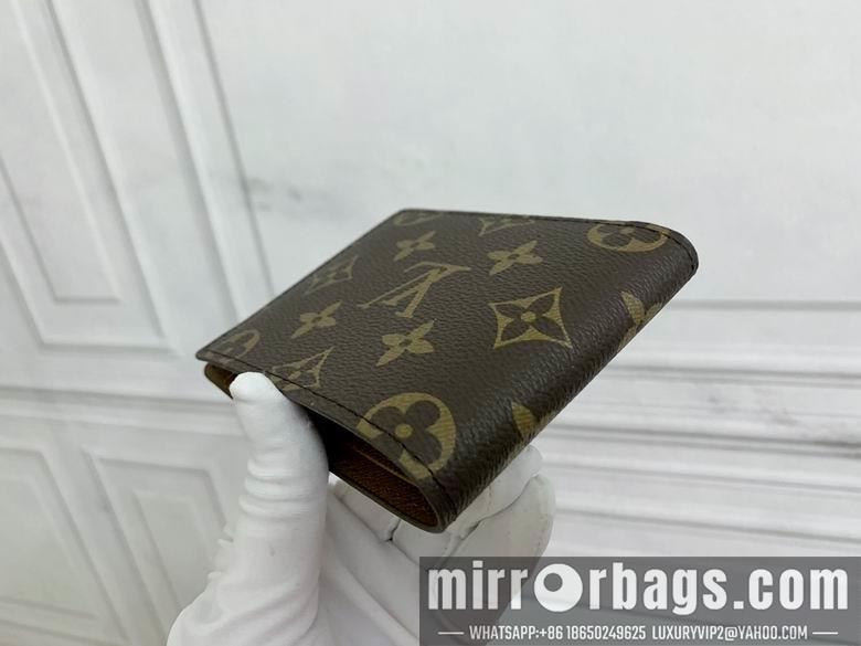 1:1 Louis Vuitton Bags 11X9cm 042221 YG 1
