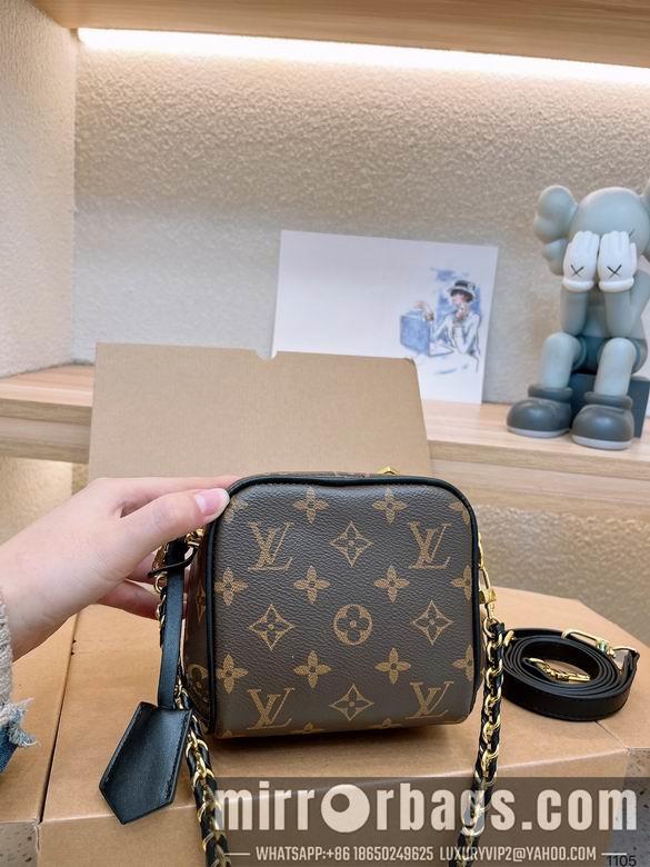 1:1 Louis Vuitton Bags 14X18cm 102503 DN