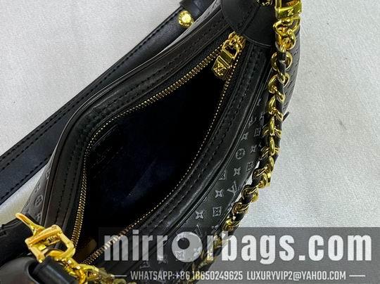 1:1 Louis Vuitton Bags Loop M22591 23x13x6cm ss