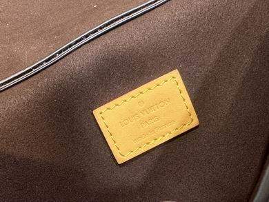 1:1 Louis Vuitton Bags M40781 32X36X14cm XM