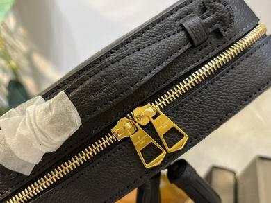 1:1 Louis Vuitton Bags M43555 22X16X8cm XM 2colour