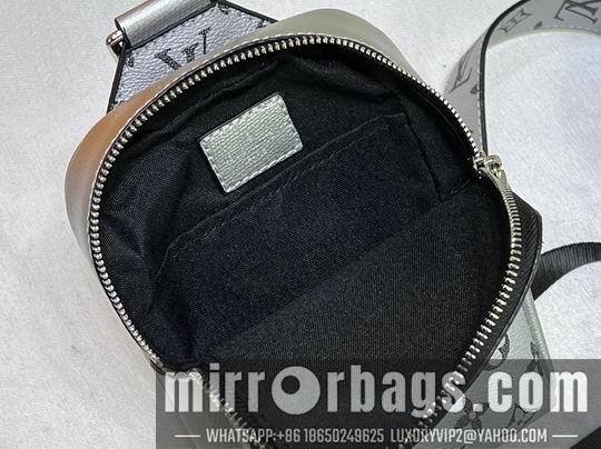 1:1 Louis Vuitton Bags Outdoor M30741 13x21x5cm ss