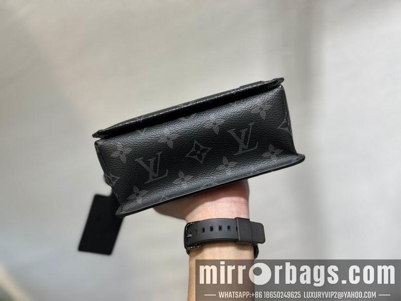 1:1 Louis Vuitton Bags M82085 17X12X7cm YG 4colour
