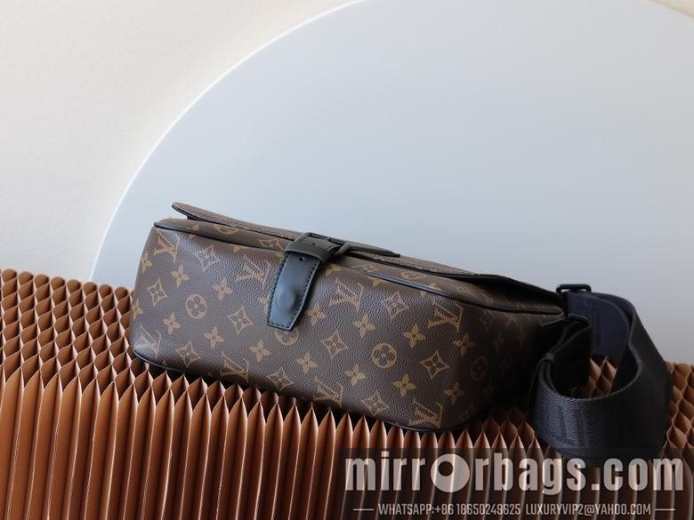 1:1 Louis Vuitton Bags M46685 34X19X11cm YG 3colour