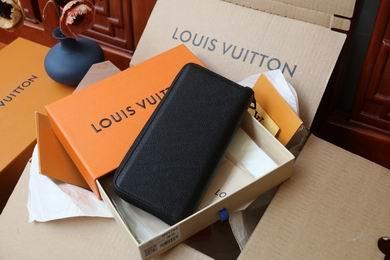 1:1 Louis Vuitton Bags M81743 10X20X2cm XM