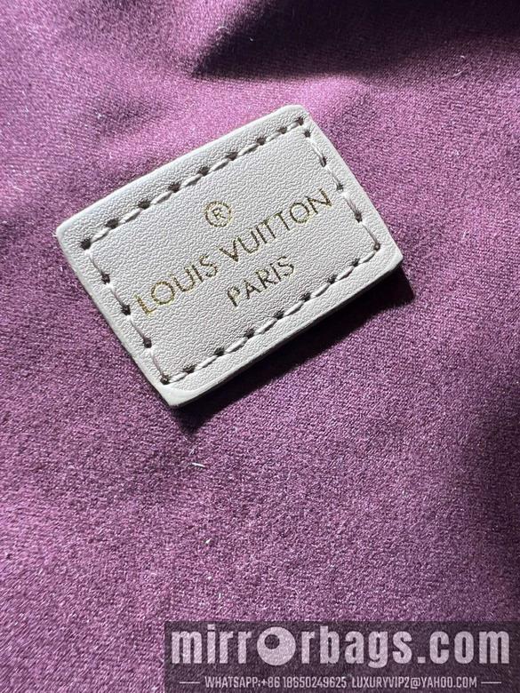 1:1 Louis Vuitton Bags M12071 30x28x12cm ss