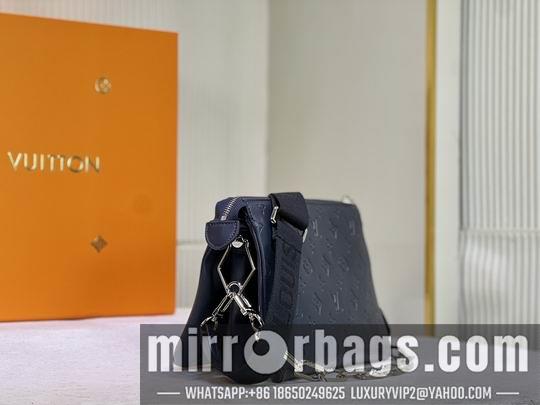 1:1 Louis Vuitton Bags Coussin 57790 26x20x12cm cs