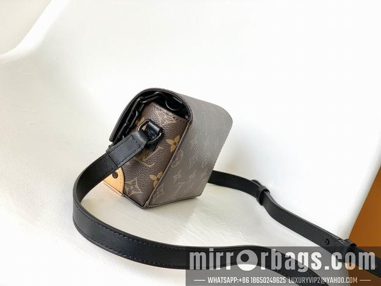 1:1 Louis Vuitton Bags M81783 18X11X6.5cm XM