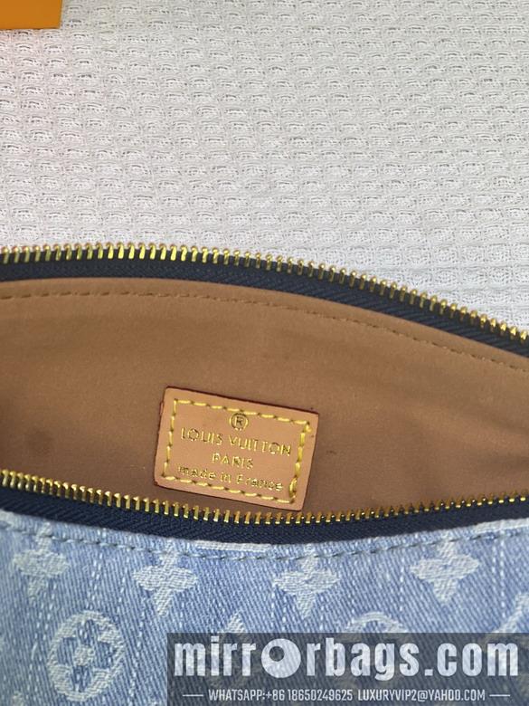 1:1 Louis Vuitton Bags Coussin M57790 26x20x13cm ss