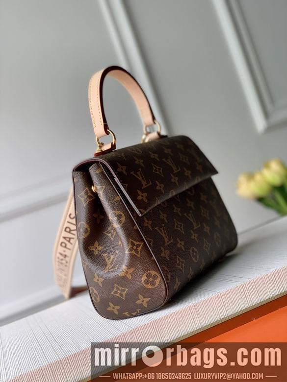 1:1 Louis Vuitton Bags M44863 28X20X10cm