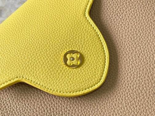 1:1 Louis Vuitton Bags Hatucines M20708 31.5x20x11cm ss