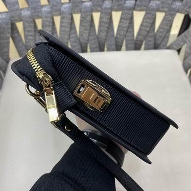 1:1 Louis Vuitton Bags 5221-5 26X16X4cm XM