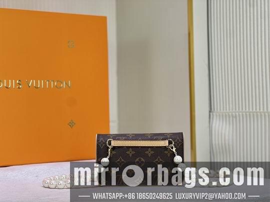 1:1 Louis Vuitton Bags M8027 20x12cm cs