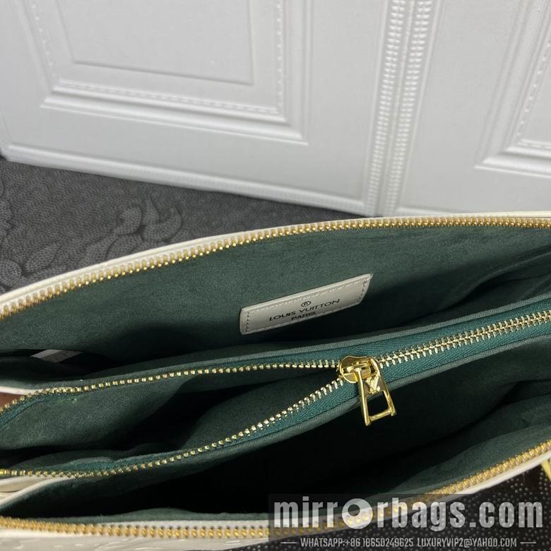 1:1 Louis Vuitton Bags Coussin 57790白 26X20X12 ss07