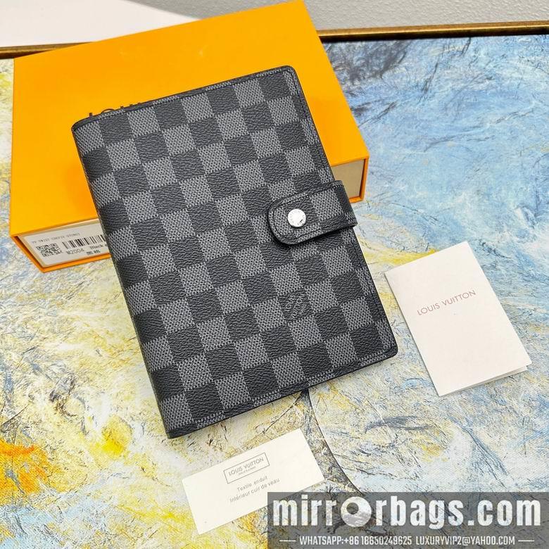 1:1 Louis Vuitton Bags M20004 14X18cm ZC 1