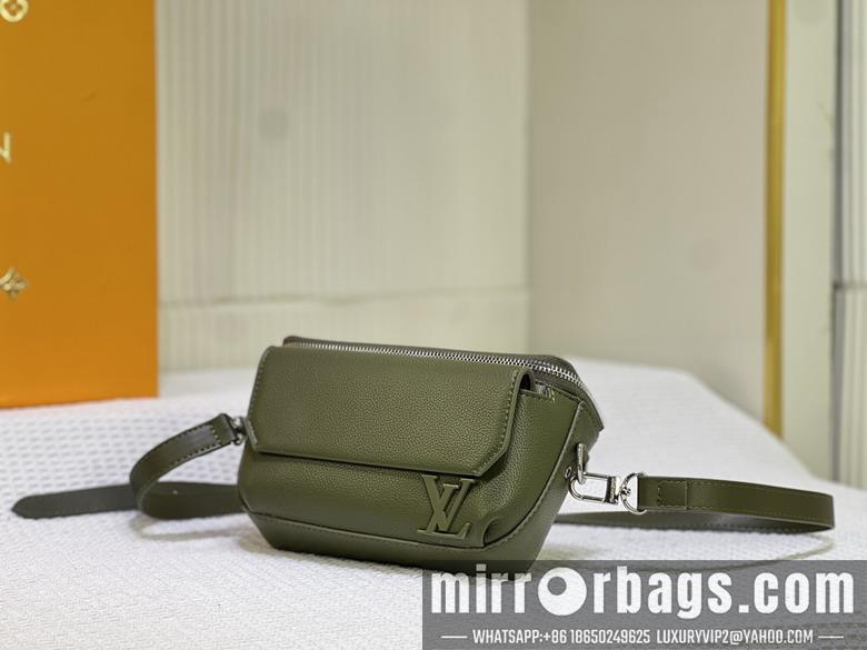 1:1 Louis Vuitton Bags Pilot M83563 20x12x5.5cm ss1